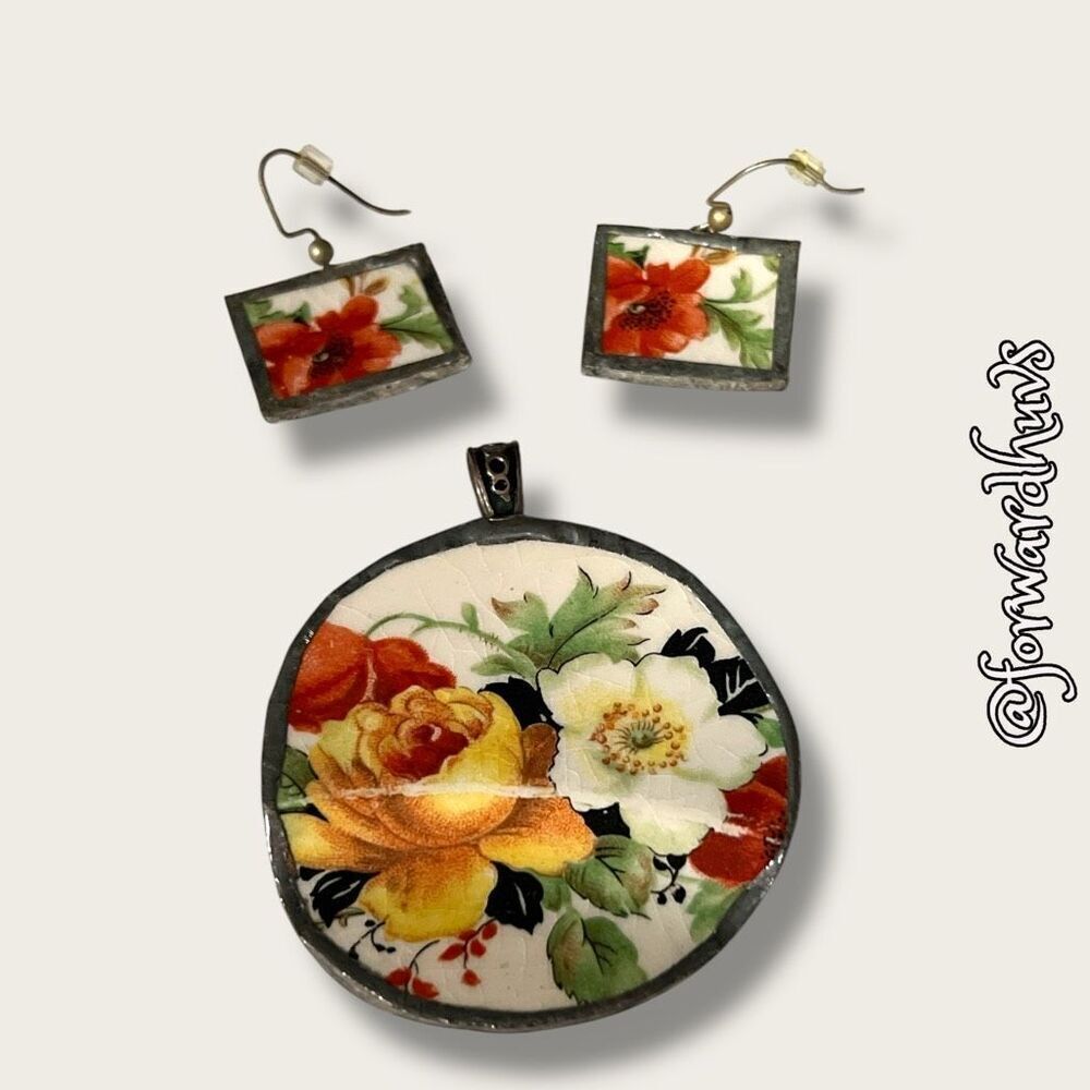Handcrafted Pendant & Matching Earrings – Cottagecore
